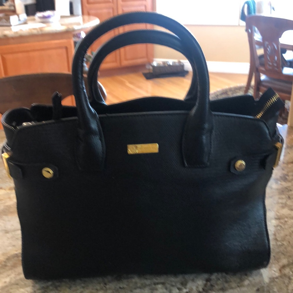 Joy Mangano black leather croc embossed handbag. Color dip